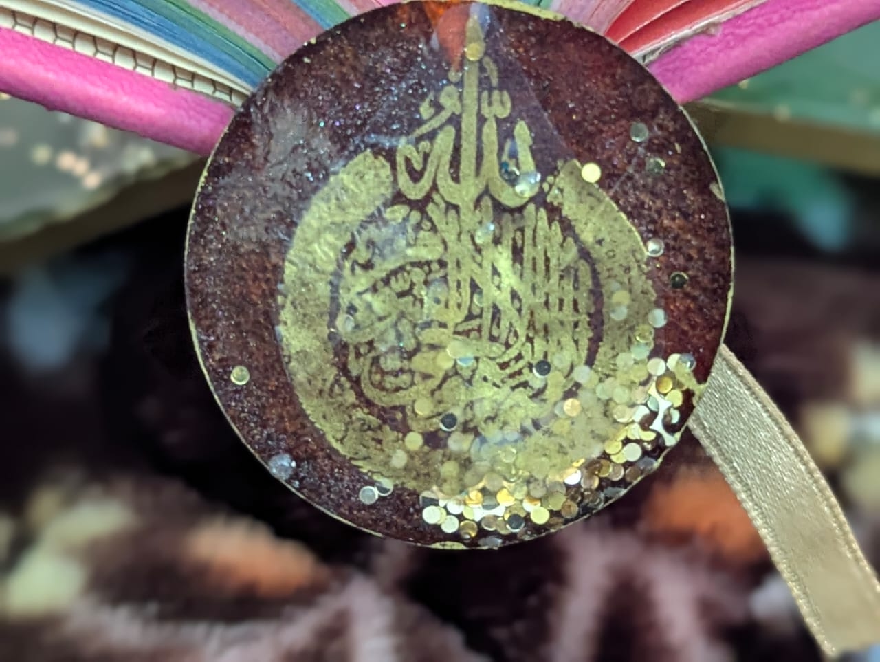 Black Resin Pendant with Gold Arabic Calligraphy – Allah - Image 5